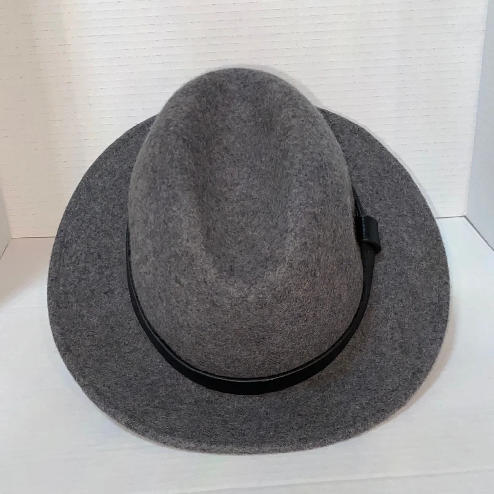 J. Crew Gray Felt Fedora Hat 100% Wool with a Black Band Size M/L